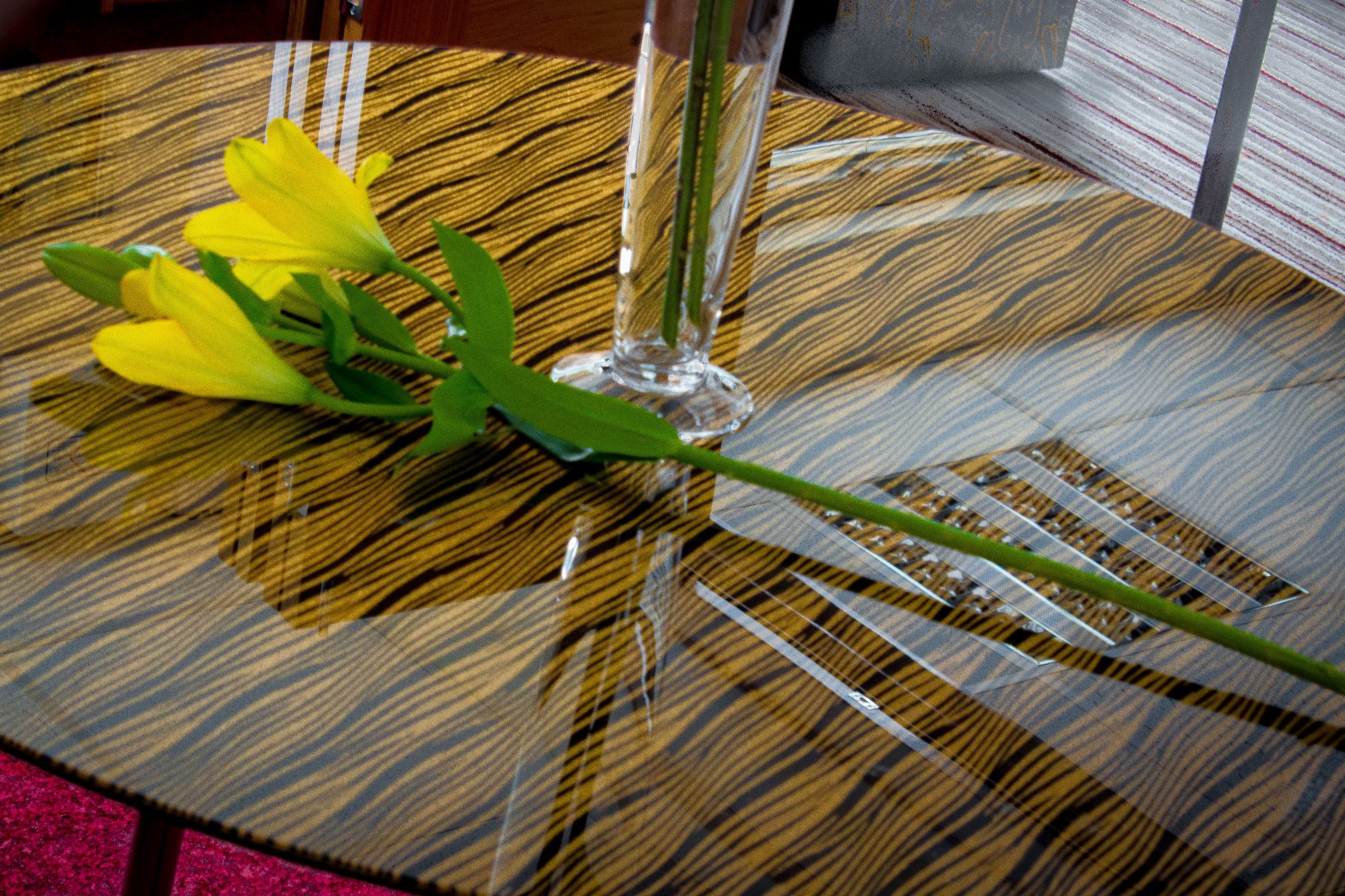 Gold stripes glass table top in Kimorra® Glass table Top in 1212B Gold Stripes Kimorra®